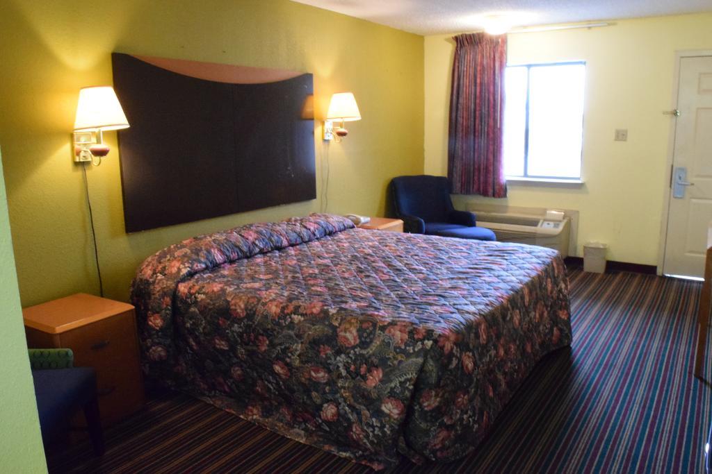Executive Inn 敖德萨 客房 照片