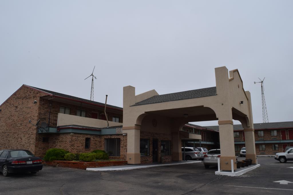 Executive Inn 敖德萨 外观 照片